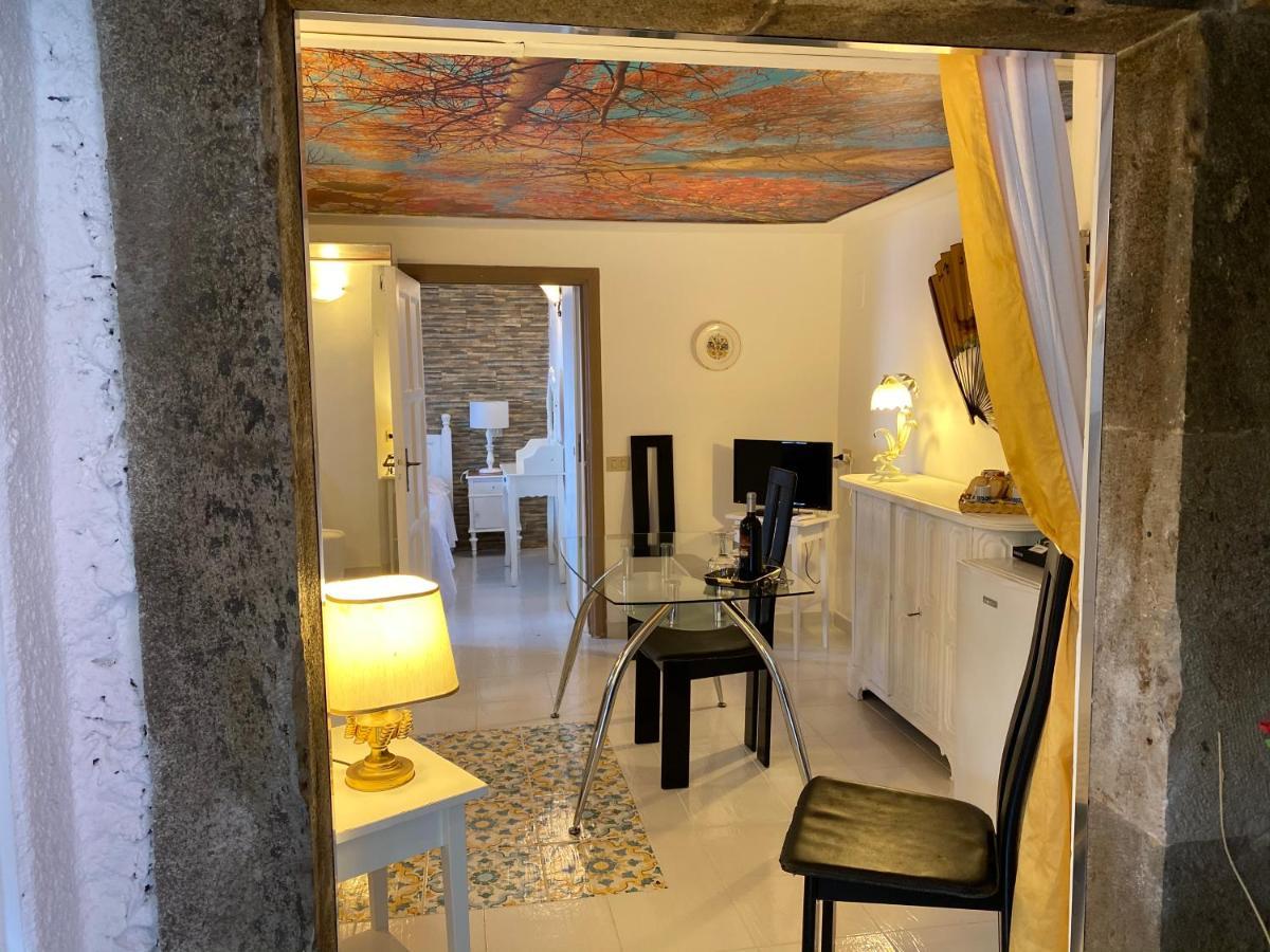 Villa Don Mimi Guarnaschelli La Dependace 타오르미나 외부 사진