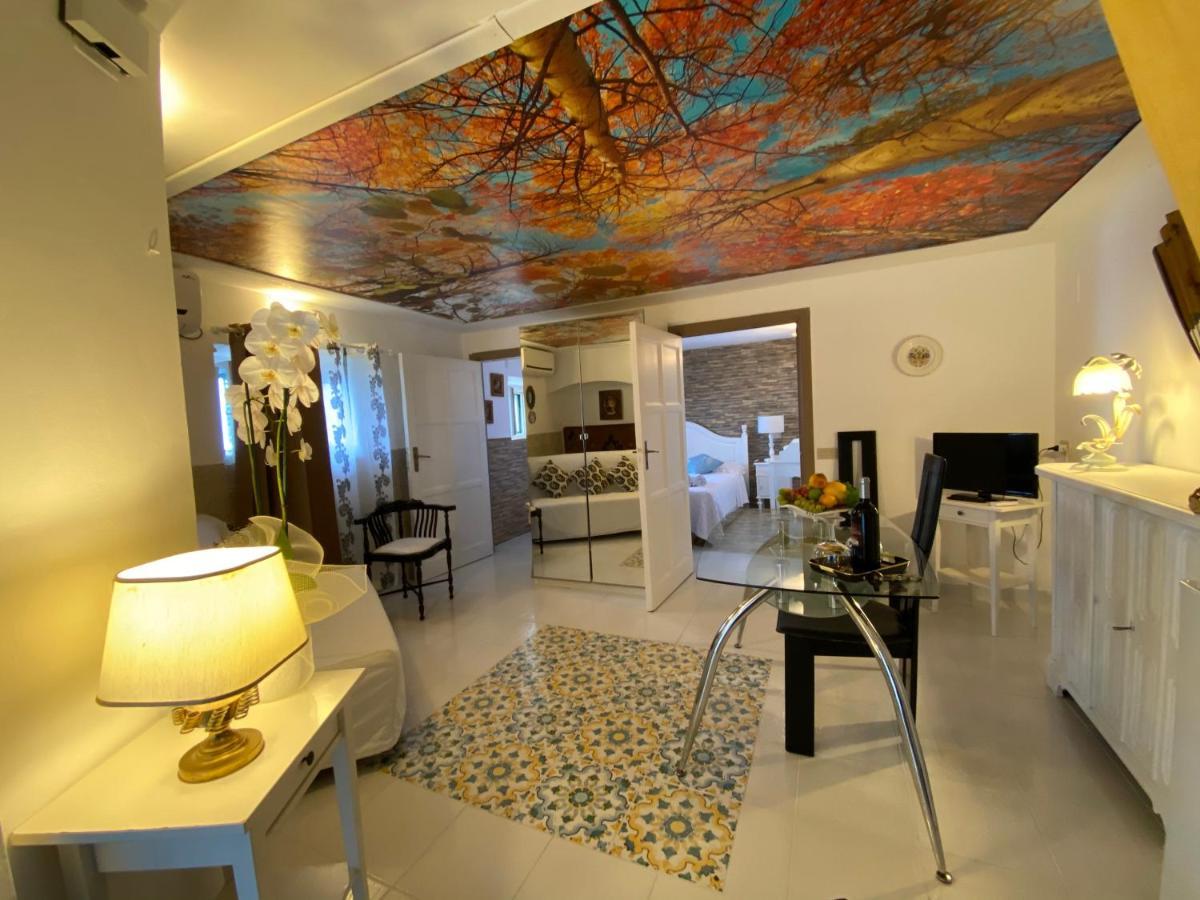 Villa Don Mimi Guarnaschelli La Dependace 타오르미나 외부 사진